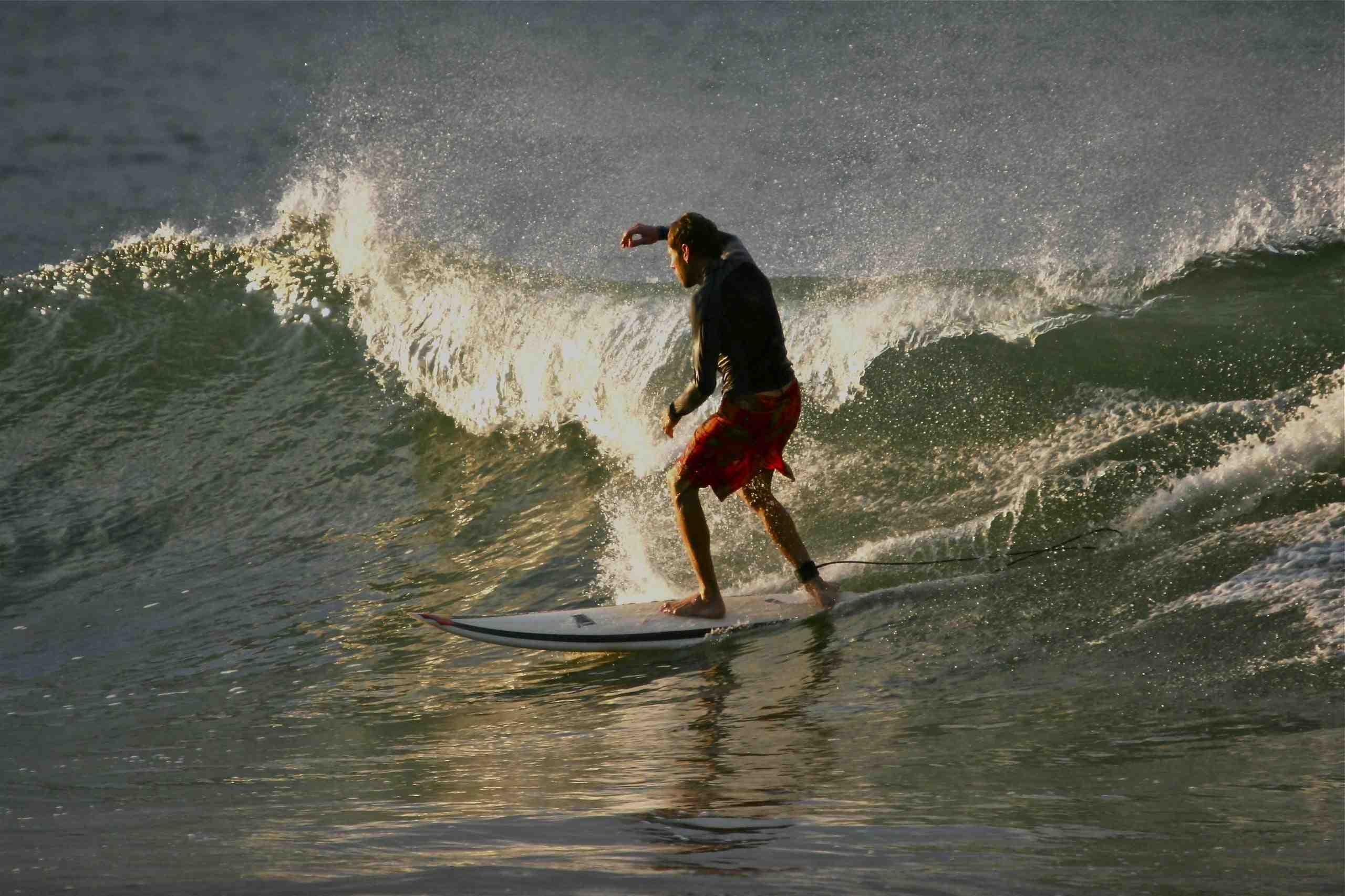 Où se pratique le surf ?