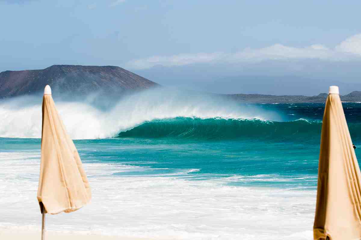 Quelle est la meilleure île des Canaries pour le surf ?
