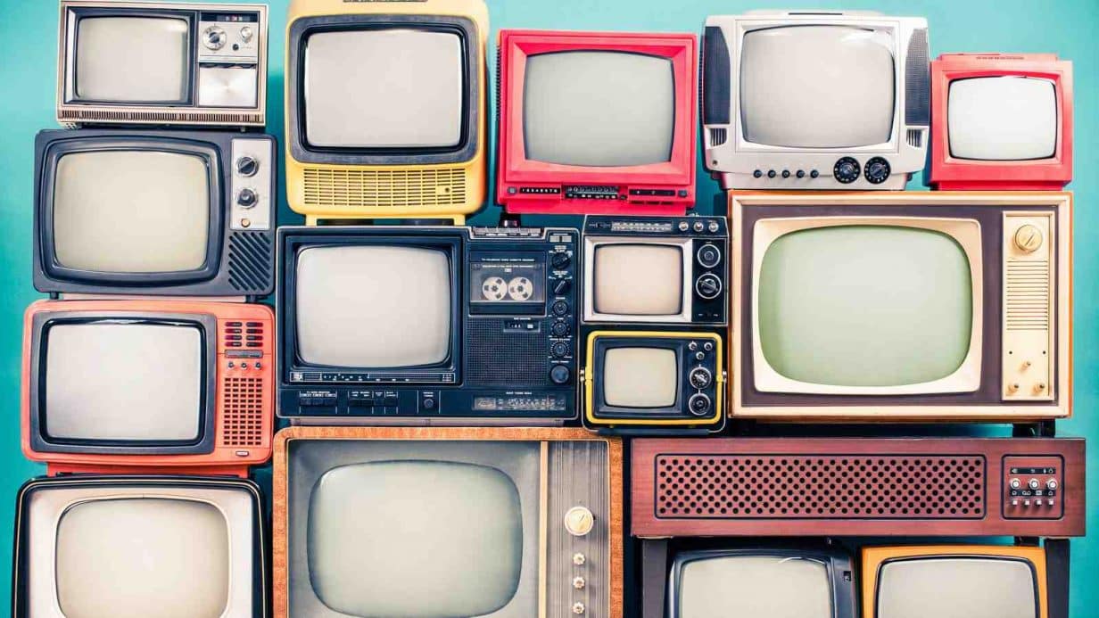 Qui a inventé la télévision et en qu'elle année ?