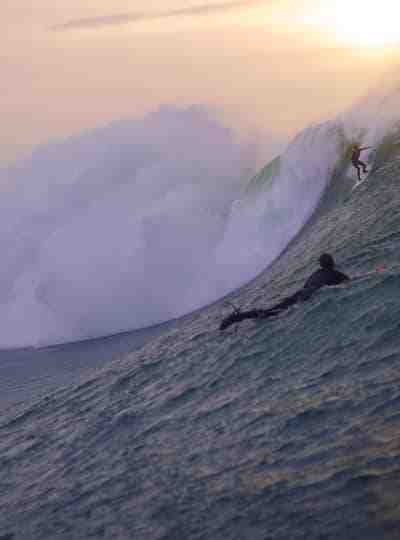 Comment passer sous les vagues en surf ?